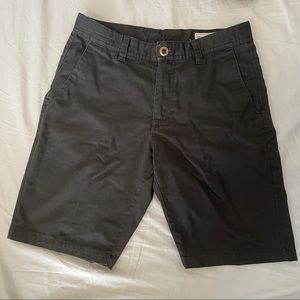Men’s 31 Volcom shorts